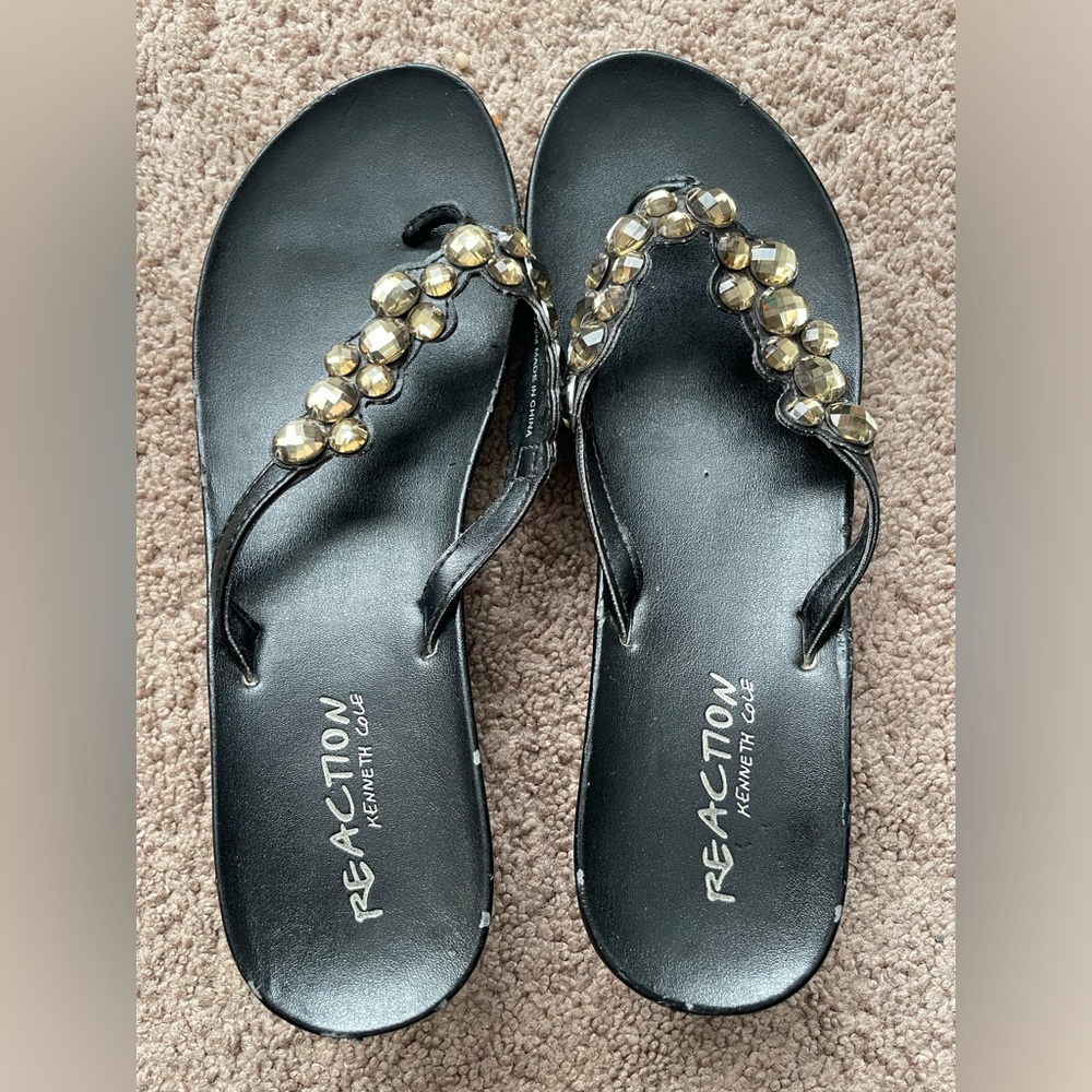 Kenneth Cole Reaction Black and Gold Sandals